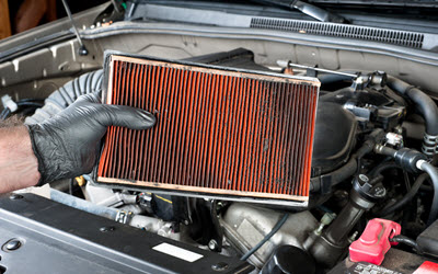 Volvo Dirty Air Filter Removal